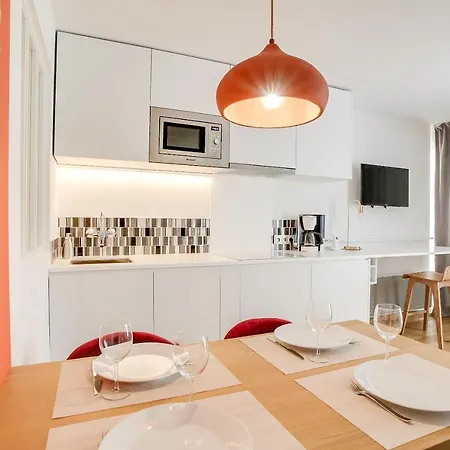 Meuble Plume-parking-quartier Vivant Apartment *
