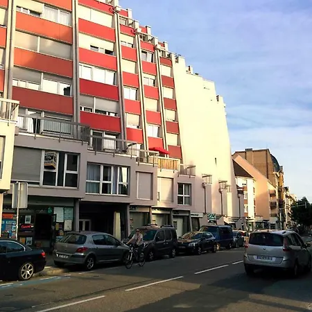 Meuble Plume-parking-quartier Vivant Apartment *